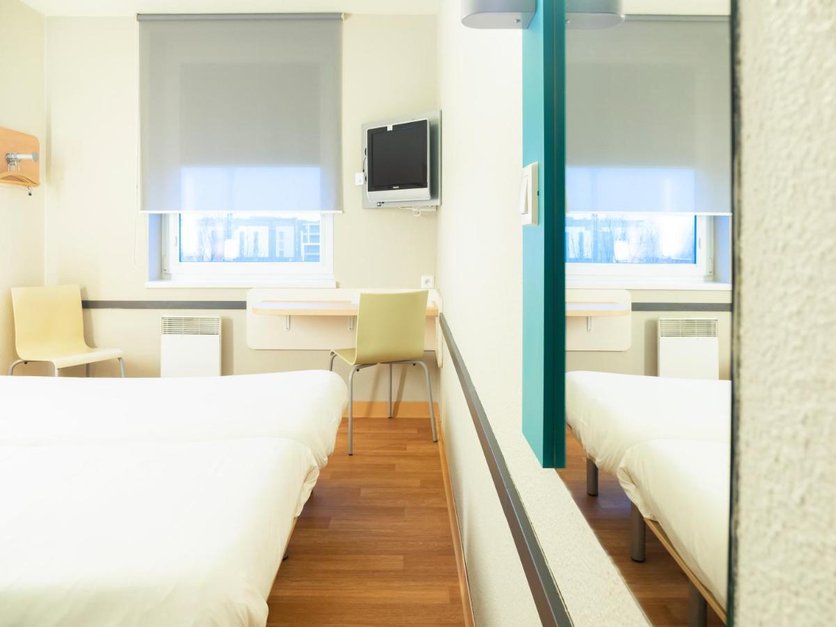 Ibis Budget Krakow Bronowice Exterior foto